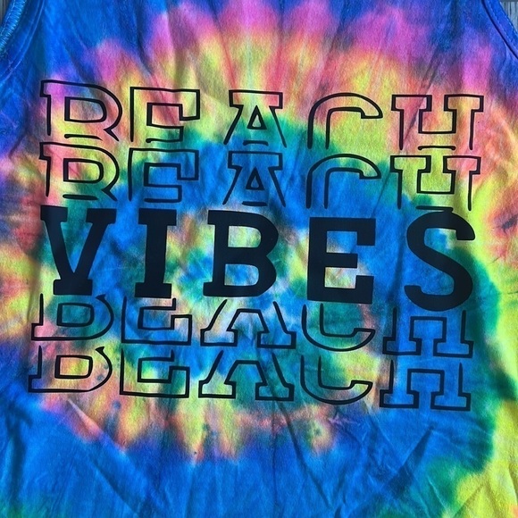 Beach Vibes Rainbow Tie Dye Graphic Tee Tank Top Size Small - Picture 2 of 4